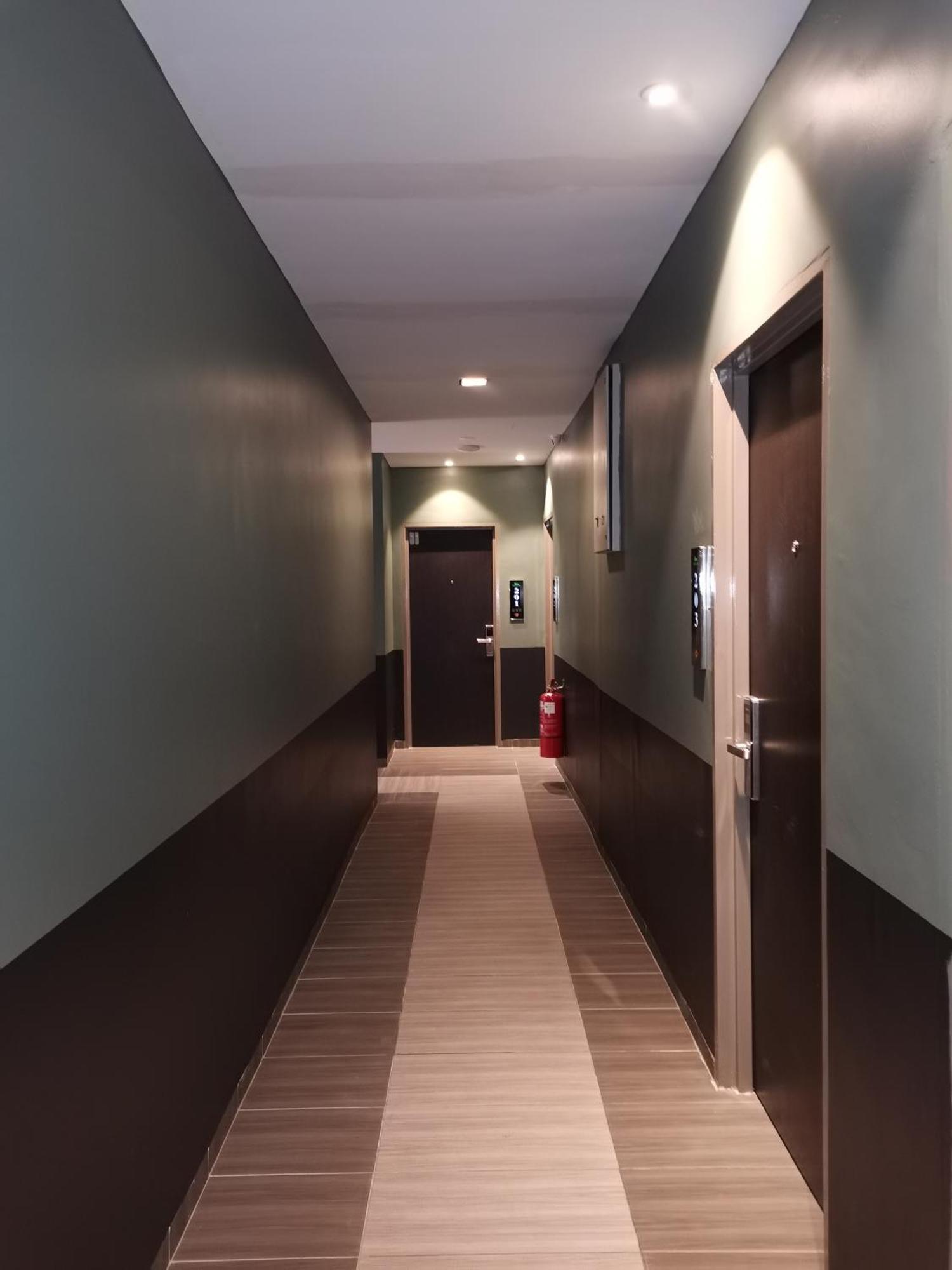 Lumut Hotel Exterior photo